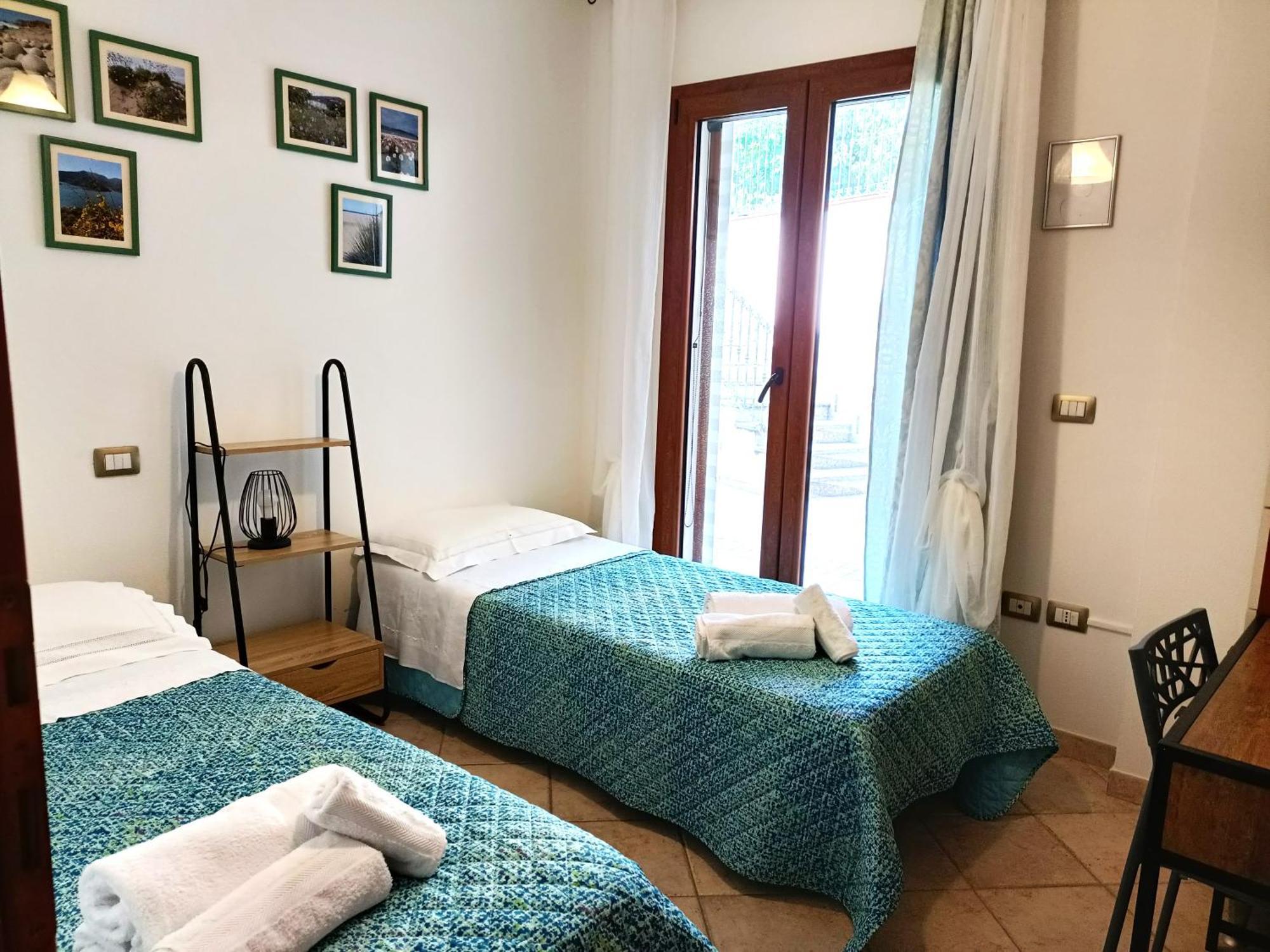 Giarranas House - Apartment With Coutyard Villacidro Esterno foto